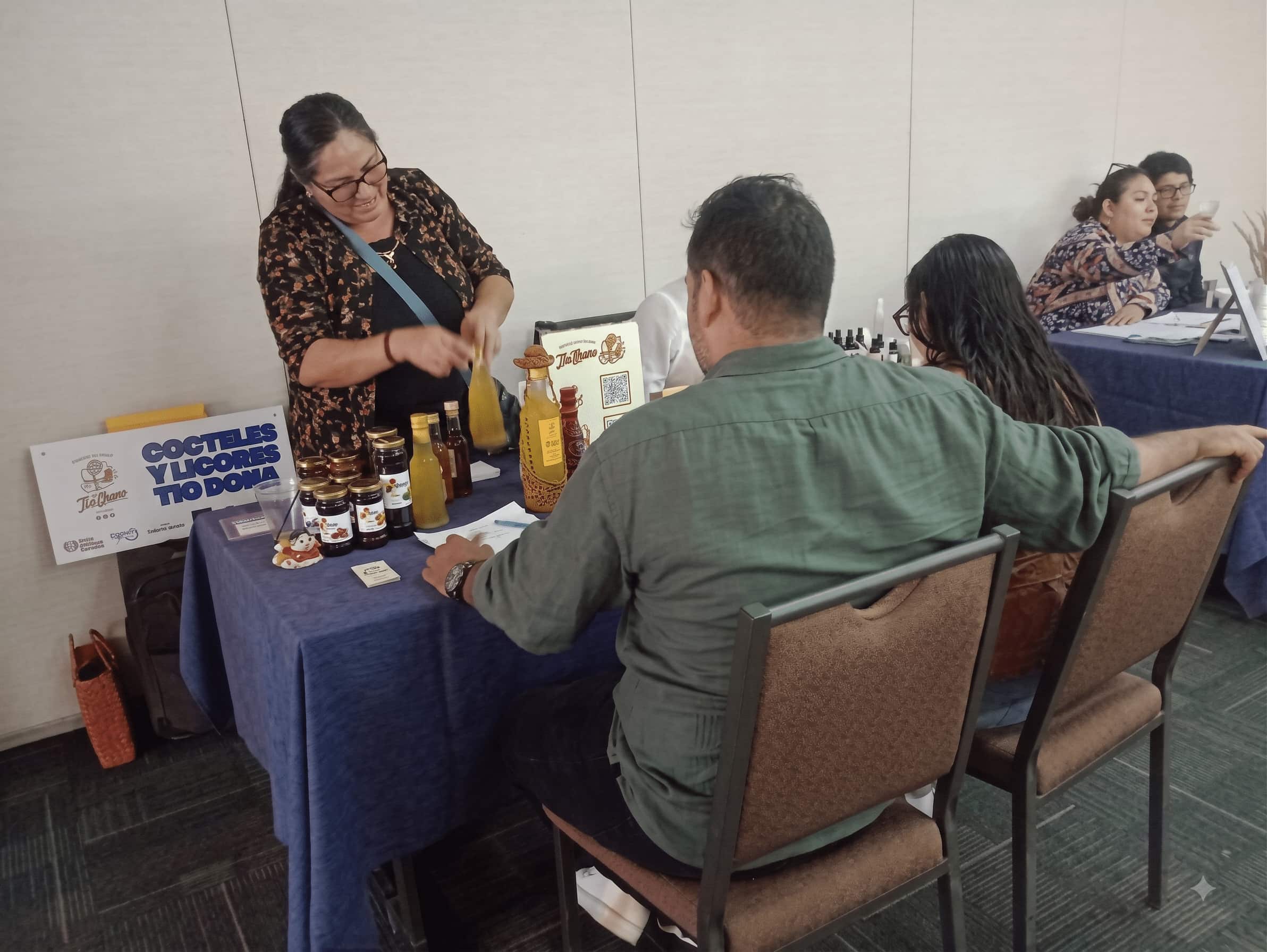 Cócteles y licores Tío Dona En.U.R.L